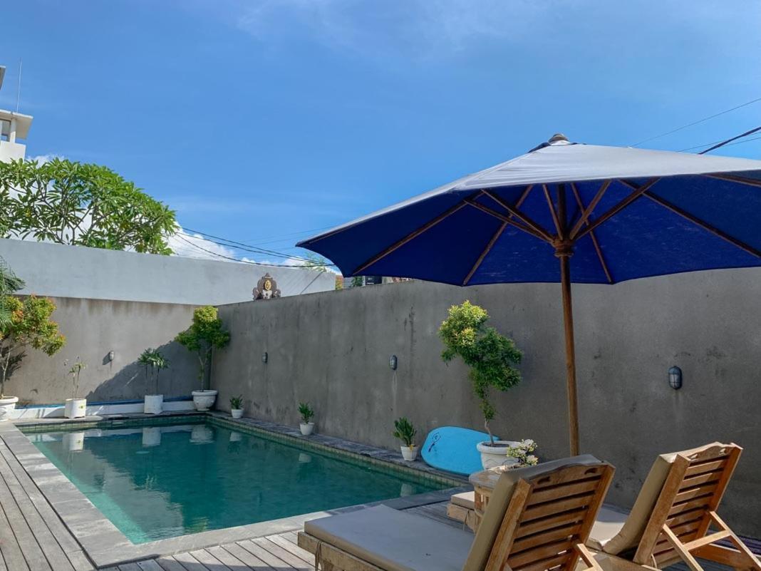 Lotus Bali Guest House Canggu  Luaran gambar